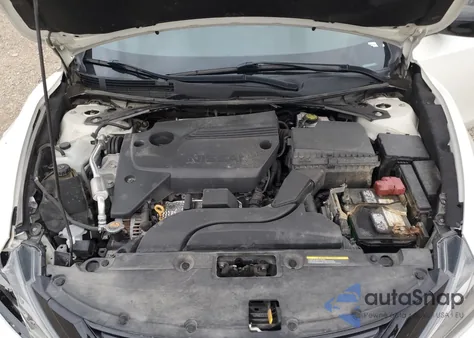 2018 Nissan Altima 2.5 z USA, uszkodzony, nr VIN 1N4AL3AP5JC298320